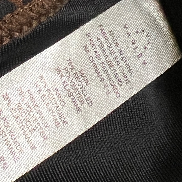 21. VARLEY Let's Move Harris Graphic - Picture 9 of 14